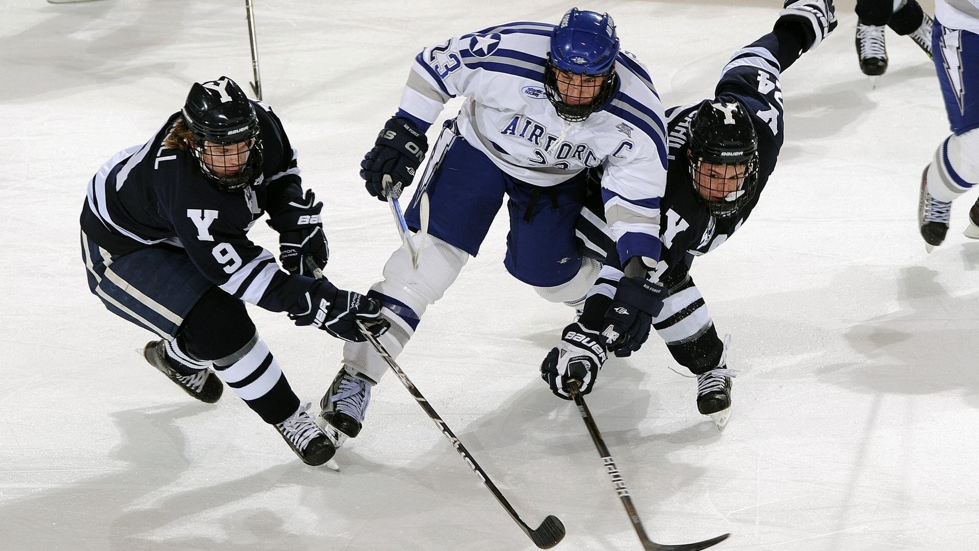 “亚戈·卡尔曼的全能技术,赋予美洲狮队新的战术深度”